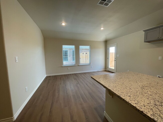 Building Photo - Brand New Construction in Midland, Tx!