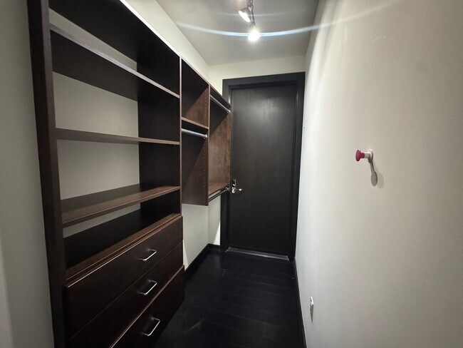 Building Photo - $3195! High-End Two-Story 1BD/1BA Loft in Downtown LA!