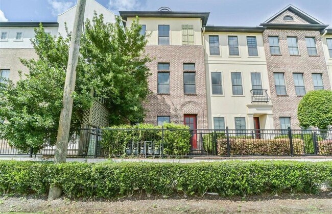 Building Photo - 9642 Knight Rd