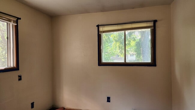 Building Photo - 2419 Adler Cir
