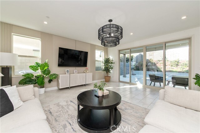 Building Photo - 295 Autumn Wy