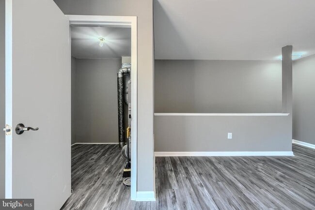 Building Photo - 4204 Red Ridge Way