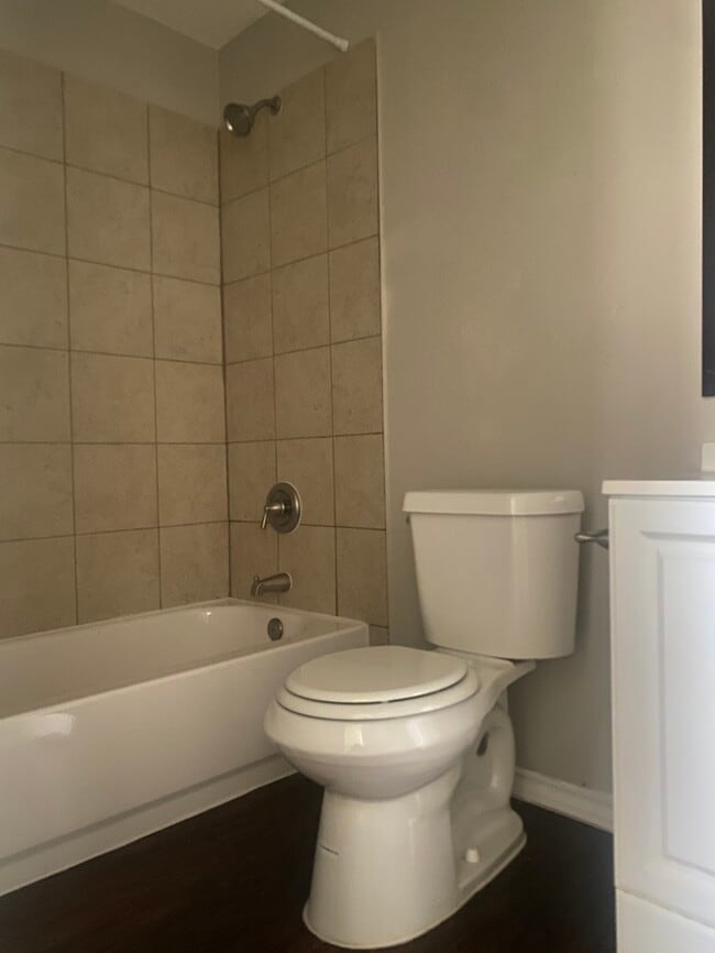 Building Photo - 5514 Meadow Nest Dr