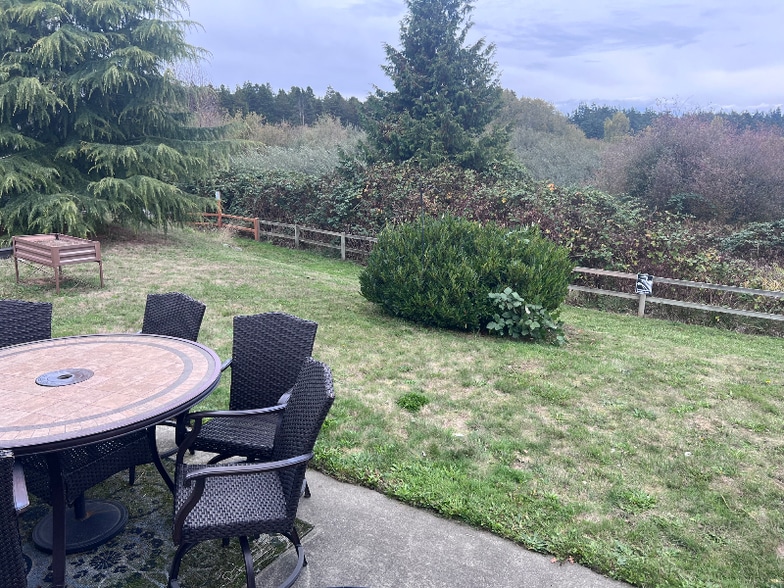 Building Photo - 1148 NE Cordero Pl