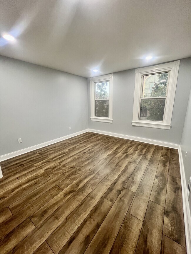 Building Photo - 2431 McElderry St