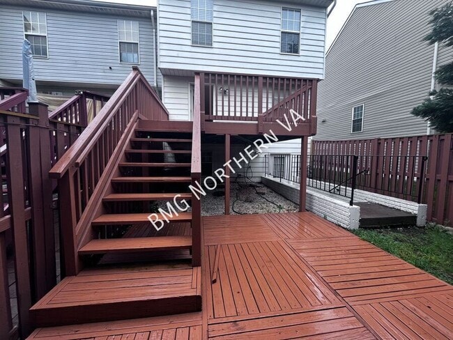 Building Photo - 45322 Gable Square
