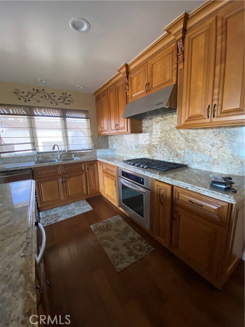 Building Photo - 2725 Palos Verdes Dr W