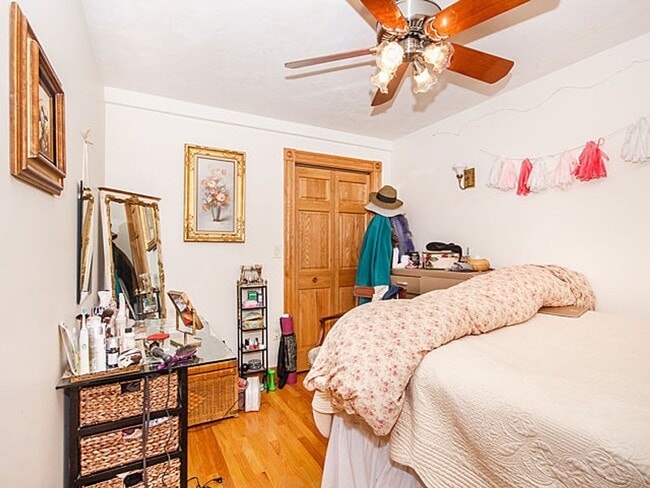 Building Photo - No Brokers Fee, No Security Deposit, Heat, Hot Water Included