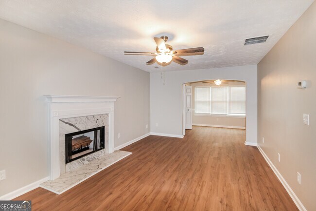 Building Photo - 80 Forest Brook Dr