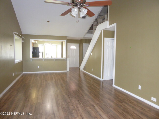 Building Photo - 14317 Coral Reef Dr S