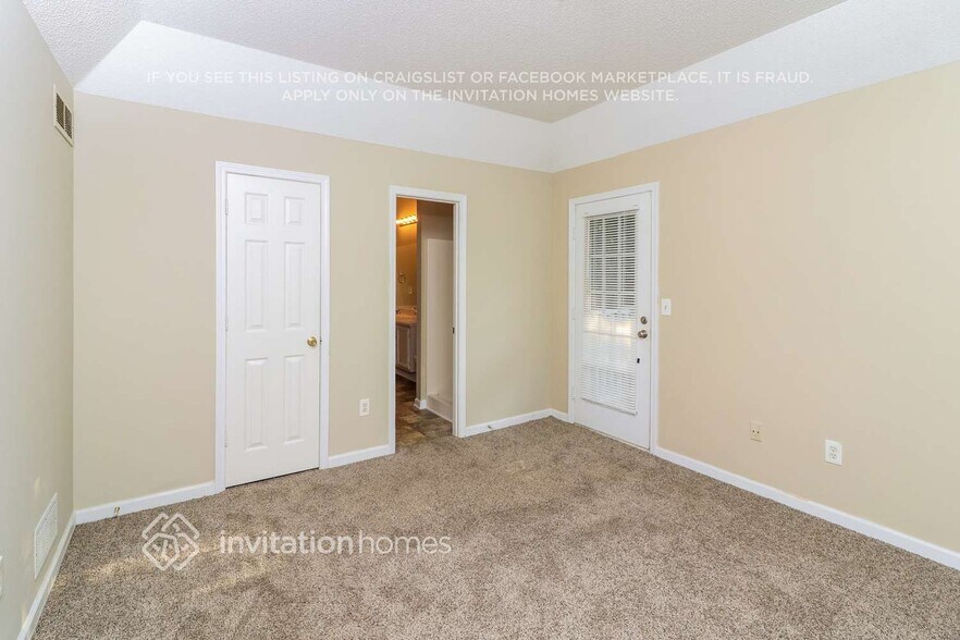 Building Photo - 4237 Sturbridge Dr