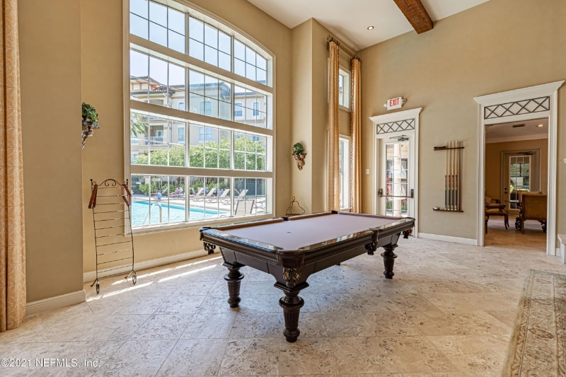 Building Photo - 4300 S Beach Pkwy