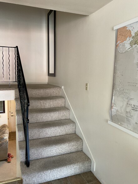 Building Photo - 504 W 1720 N
