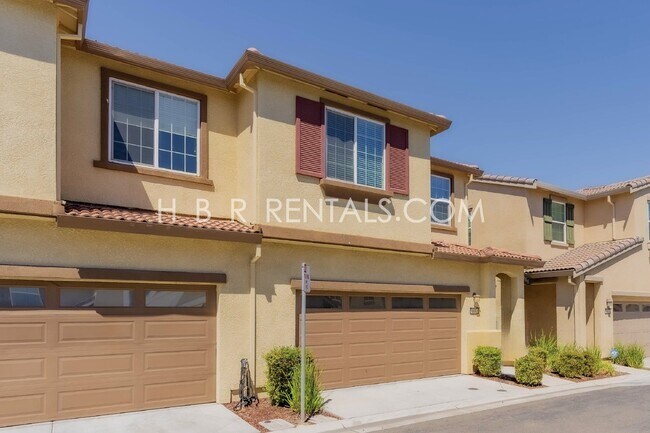 Building Photo - Spacious 4-Bedroom with Granite Finishes in Tracy – Your Dream Home Awaits!