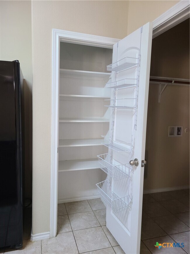 Building Photo - 3311 Rusack Dr