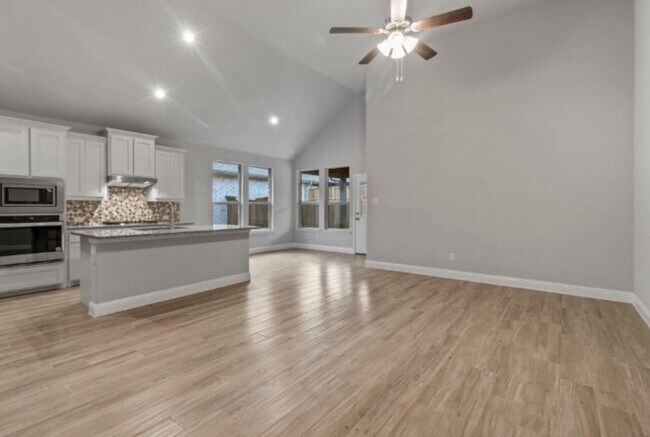 Building Photo - 4804 Dewy Rose Lane, Fort Worth, Texas 76131