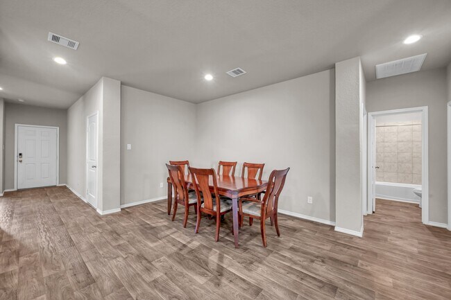 Building Photo - 11331 Dawn Beach Ln