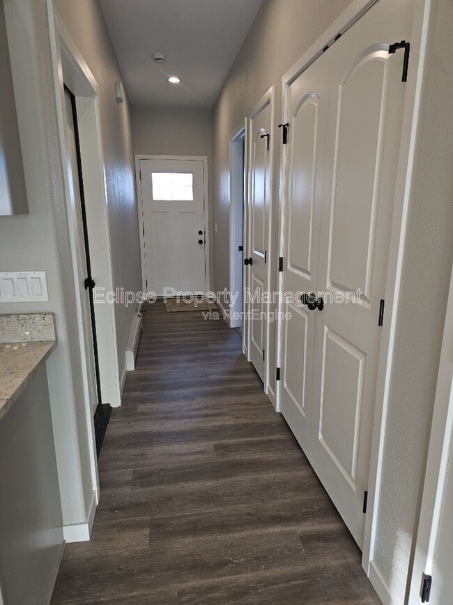 Building Photo - 509 Washington Ave