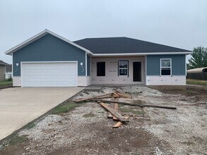 Building Photo - Coming soon!!!!