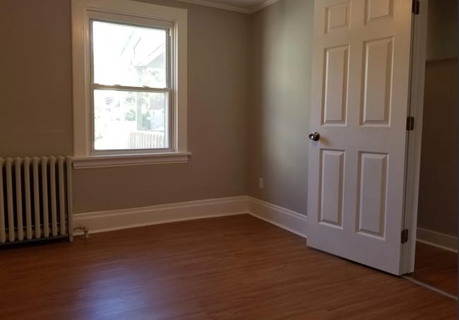 Building Photo - Adorable 3 Bedroom Home for RENT in Beechview