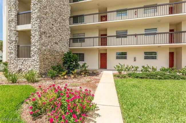Building Photo - 4372 27th Ct SW