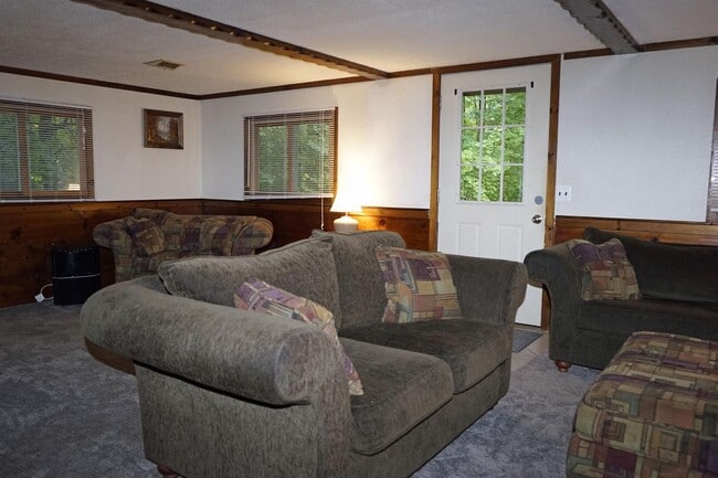 Building Photo - **WINTER RENTAL** Adorable Chalet - Come Spend The Winter Here!