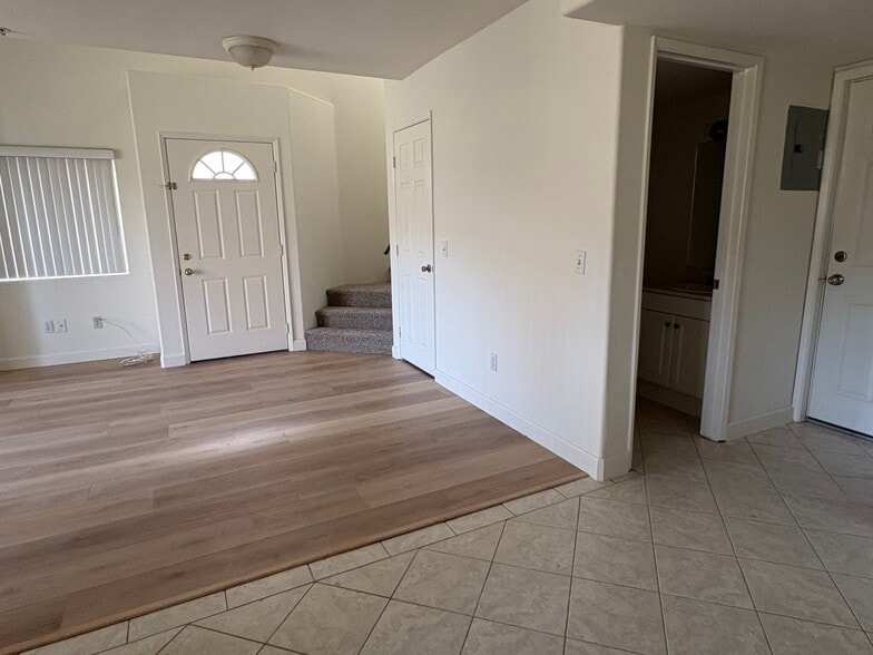 Entry way and Powder room - 2946 S Campus Ave