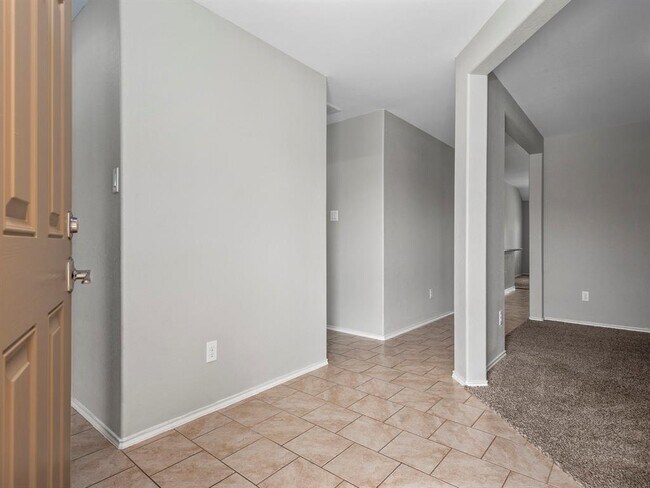 Building Photo - 7246 Basque Country Dr