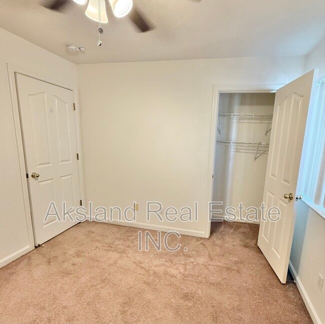 Building Photo - 174 McGinnis Ave