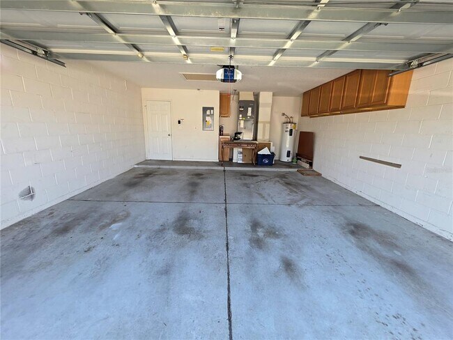 Building Photo - 2076 Newtown Rd