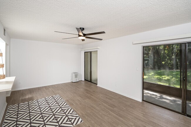 Building Photo - 39 Alcira Ct