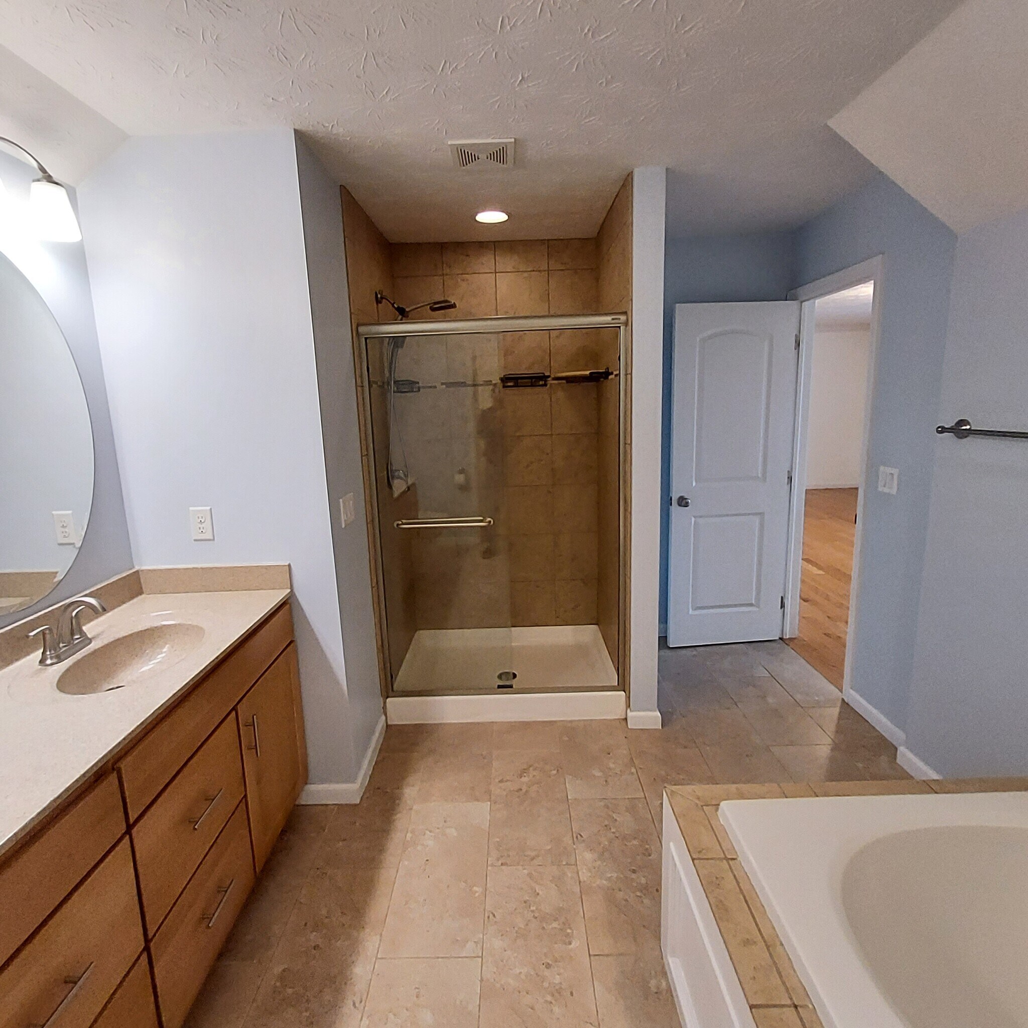 Master bath--luxury shower - 1238 Freedom Pt