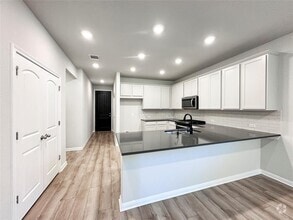 Building Photo - 409 Palo Brea Lp