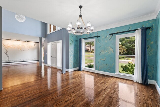Building Photo - 507 Bing Crosby Blvd