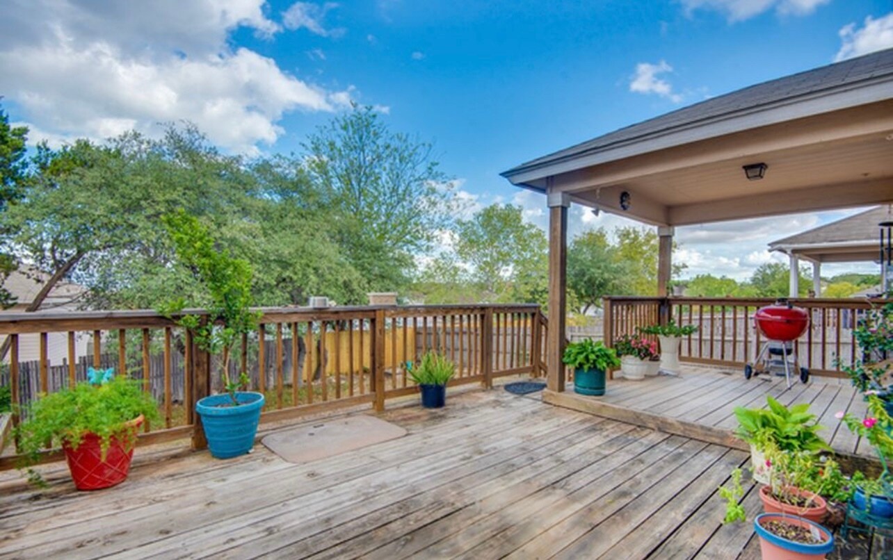 Building Photo - 8823 Veranda Ct