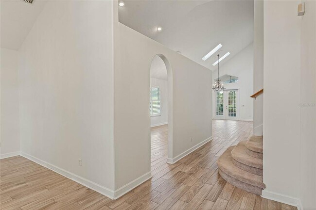 Building Photo - 7284 Hawksnest Blvd