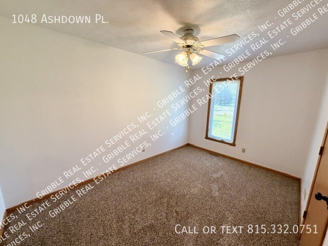 Building Photo - 1048 Ashdown Pl