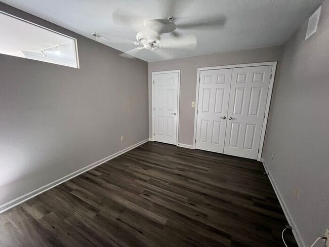 Building Photo - 2 BR Condo in Brunson Lofts next to Elevat...