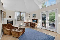Building Photo - Quintessential Boulder Cottage in Mapleton...