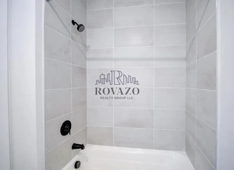 Building Photo - 486 Market St