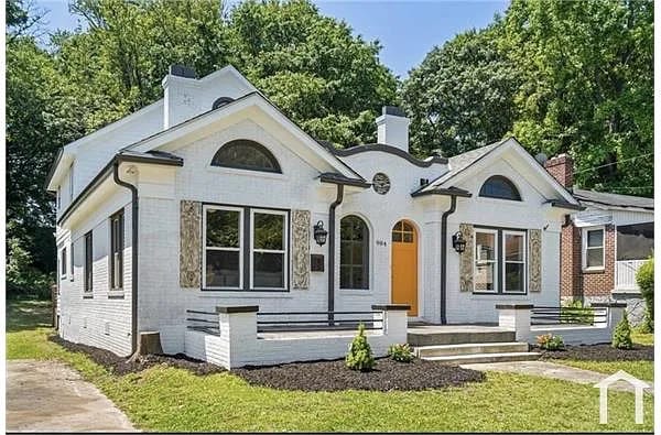 Building Photo - Room in House on Dill Ave SW