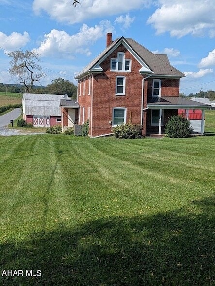 Building Photo - 120 Birch Ln