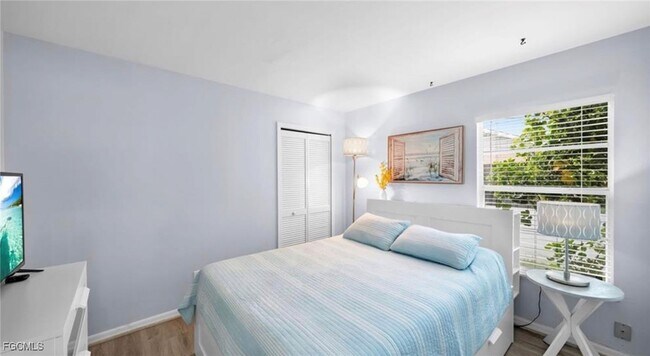 Building Photo - 3107 SW 15th Ave