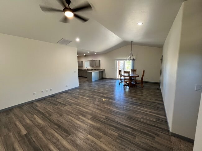 Building Photo - 1223 Trails Blvd
