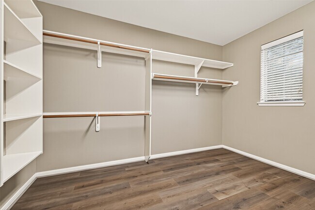 Building Photo - 2810 Shadow Canyon Ln