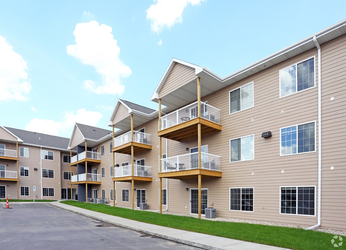 Dakota Pointe Apartments Sioux Falls