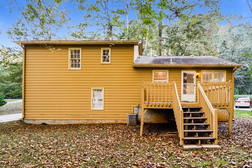 Building Photo - 2350 Bankstone Dr SW