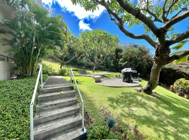 Building Photo - 6770 Hawaii Kai Dr