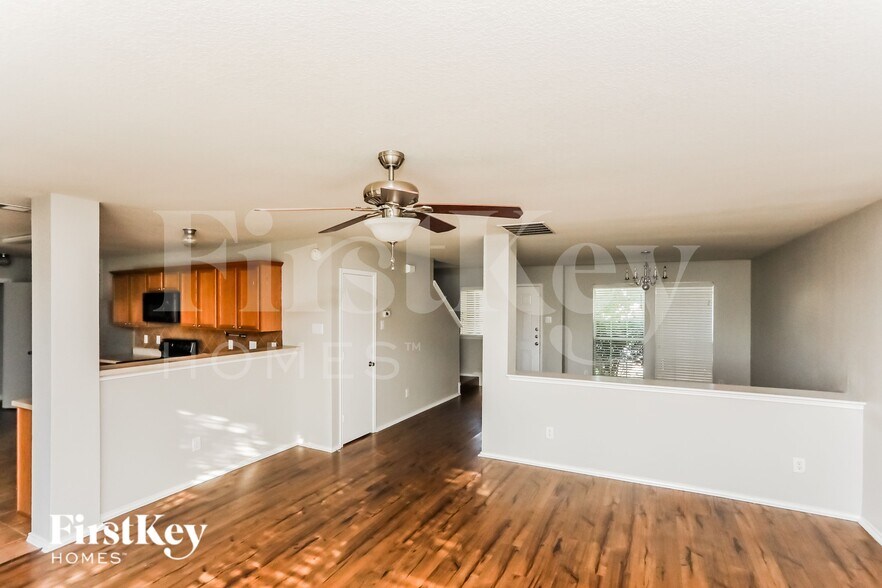 Building Photo - 13925 Walnut Canyon Ct