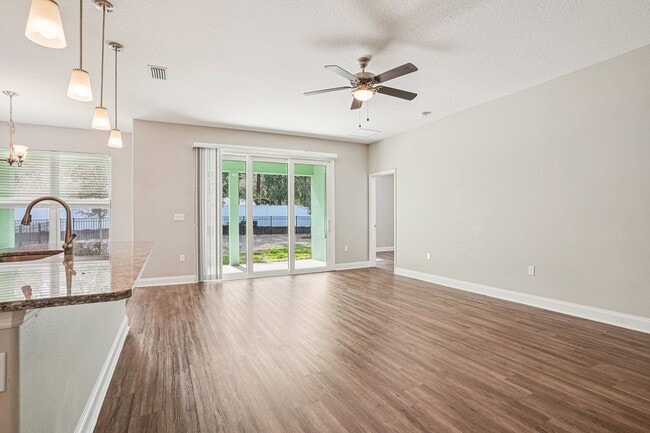 Floorplan - Eleven Oaks